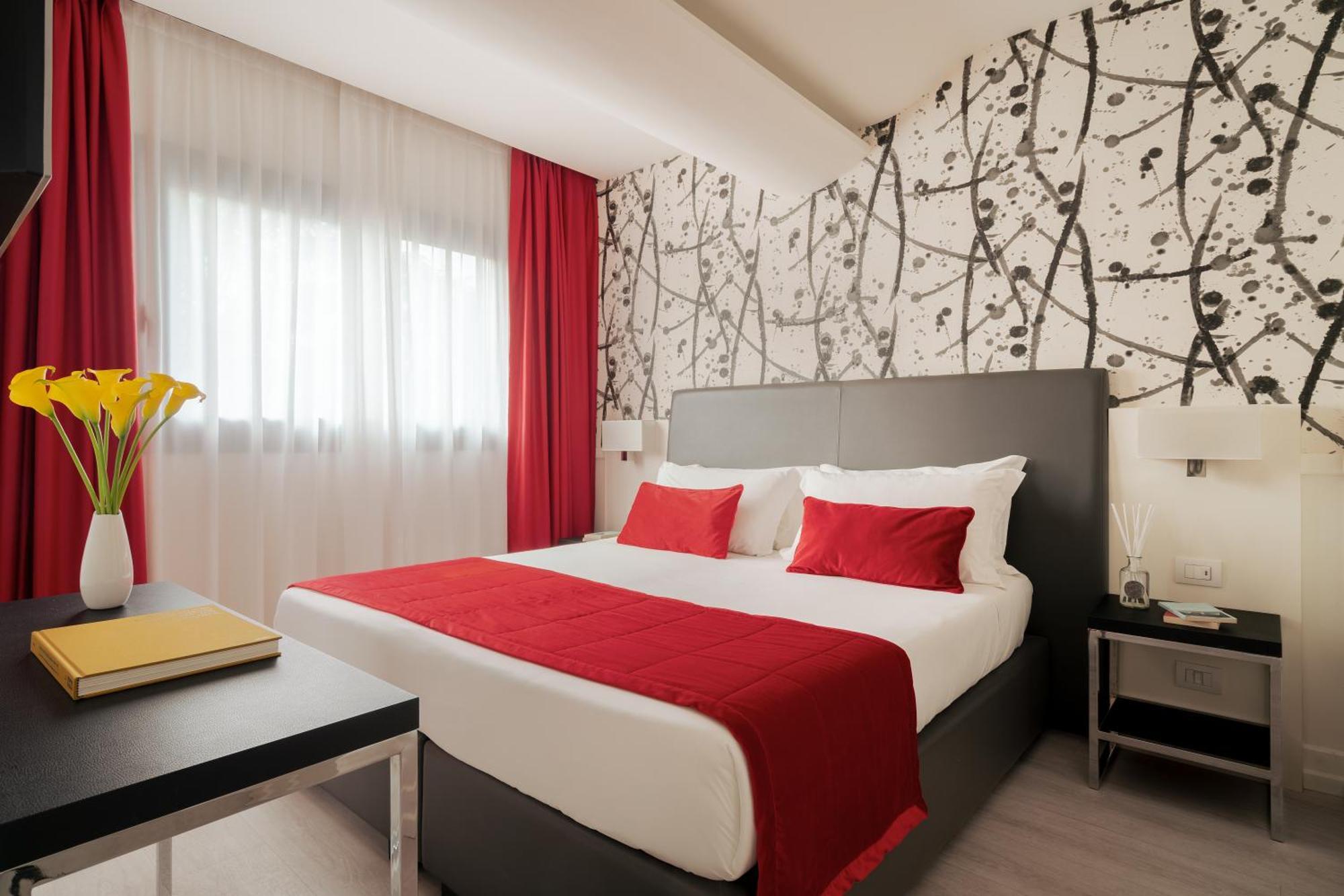 Hotel American Palace Eur Roma Esterno foto